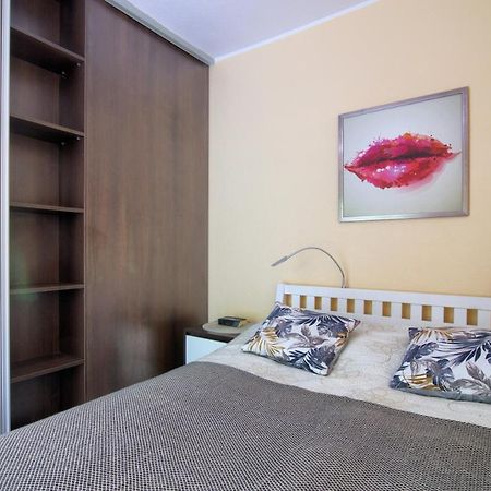 Апартаменты Apartament Bursztyn 2 Свиноуйсьце Экстерьер фото