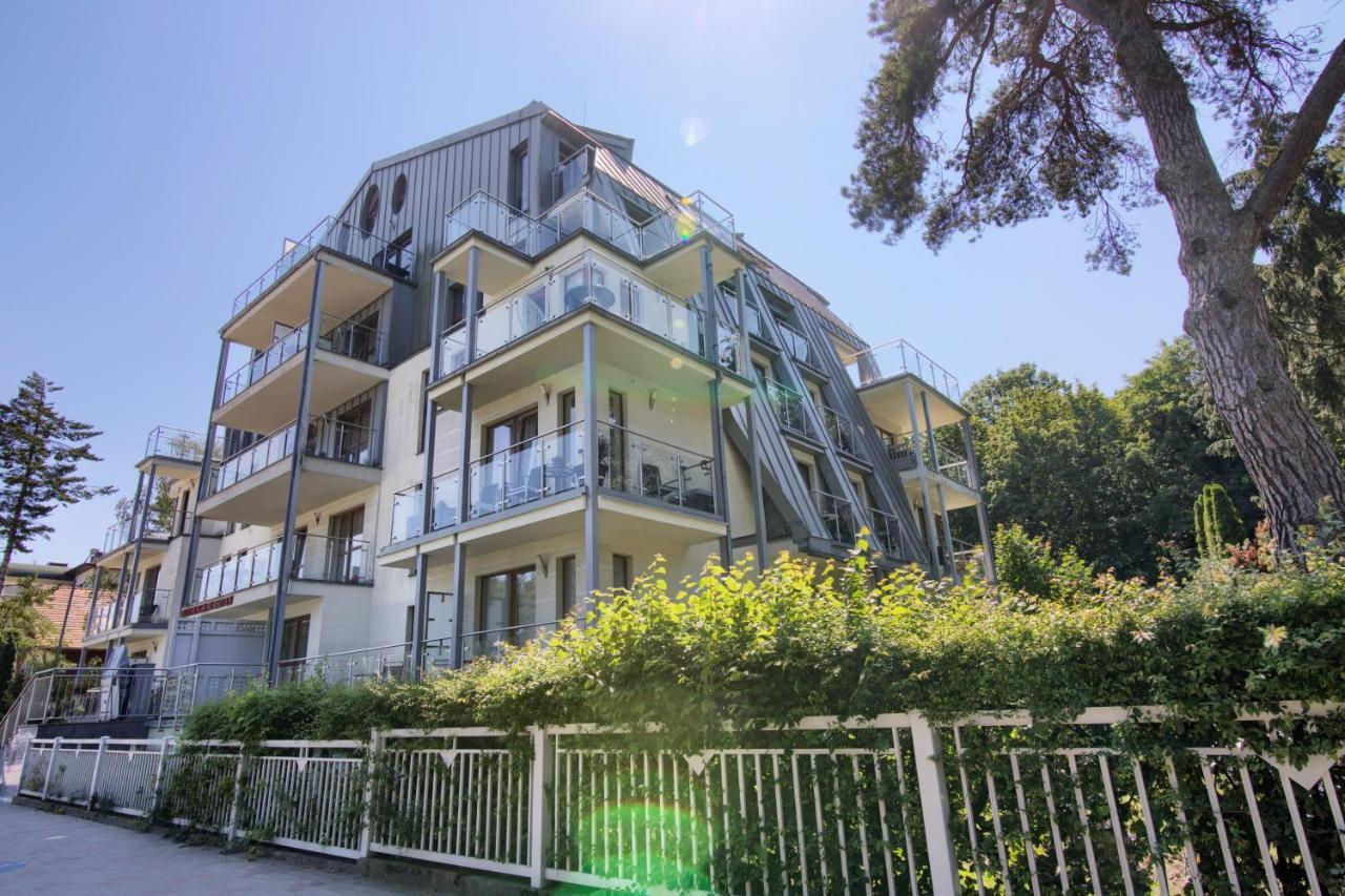 Апартаменты Apartament Bursztyn 2 Свиноуйсьце Экстерьер фото