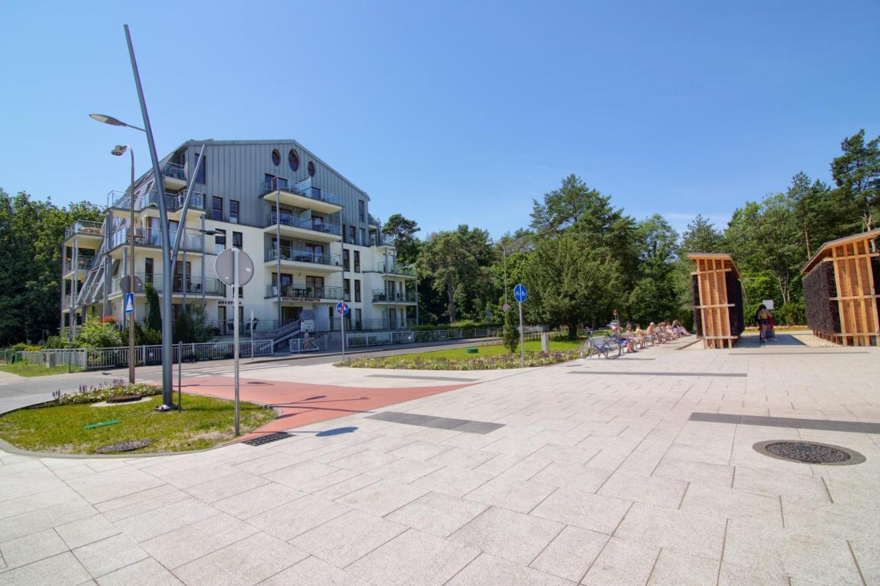 Апартаменты Apartament Bursztyn 2 Свиноуйсьце Экстерьер фото